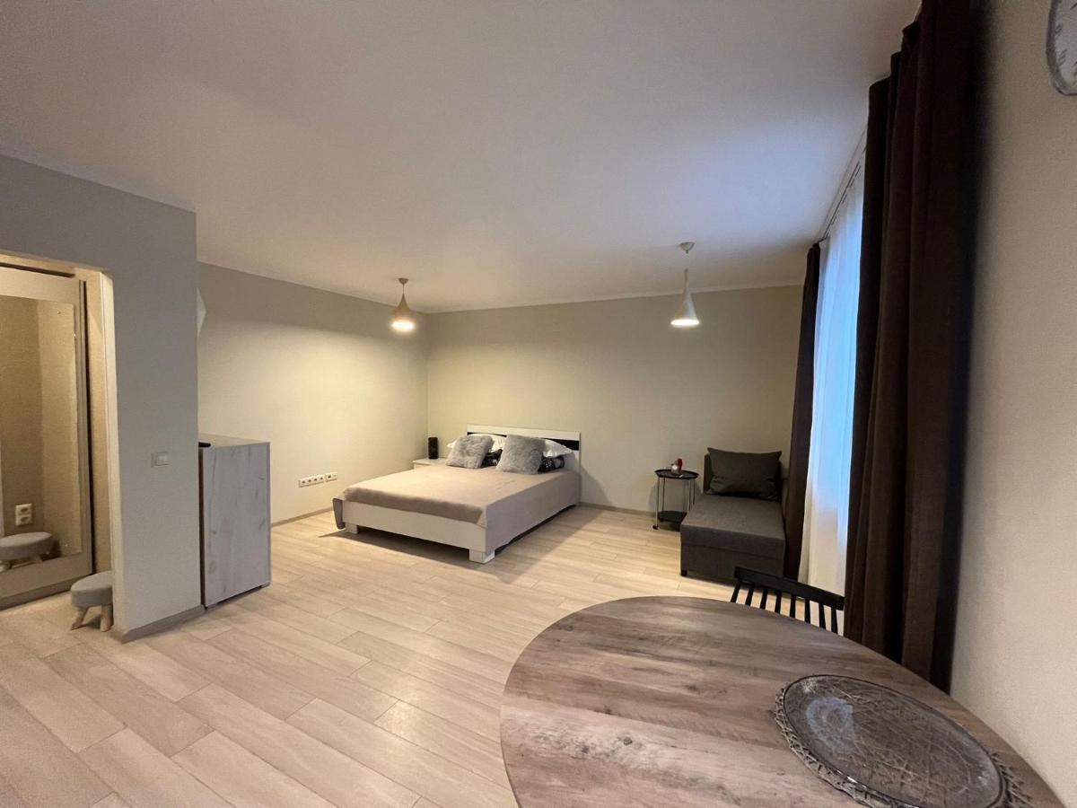 Beautiful Apartment Great Location Free Parking รีกา ภายนอก รูปภาพ